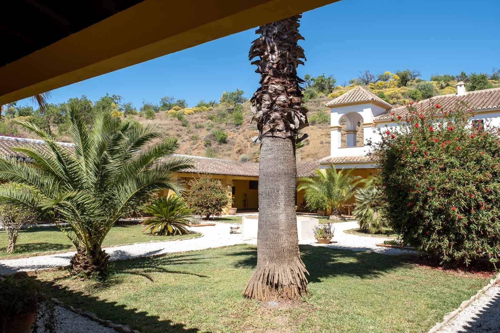 A private Andalusian estate for retreats, workshops and celebrations