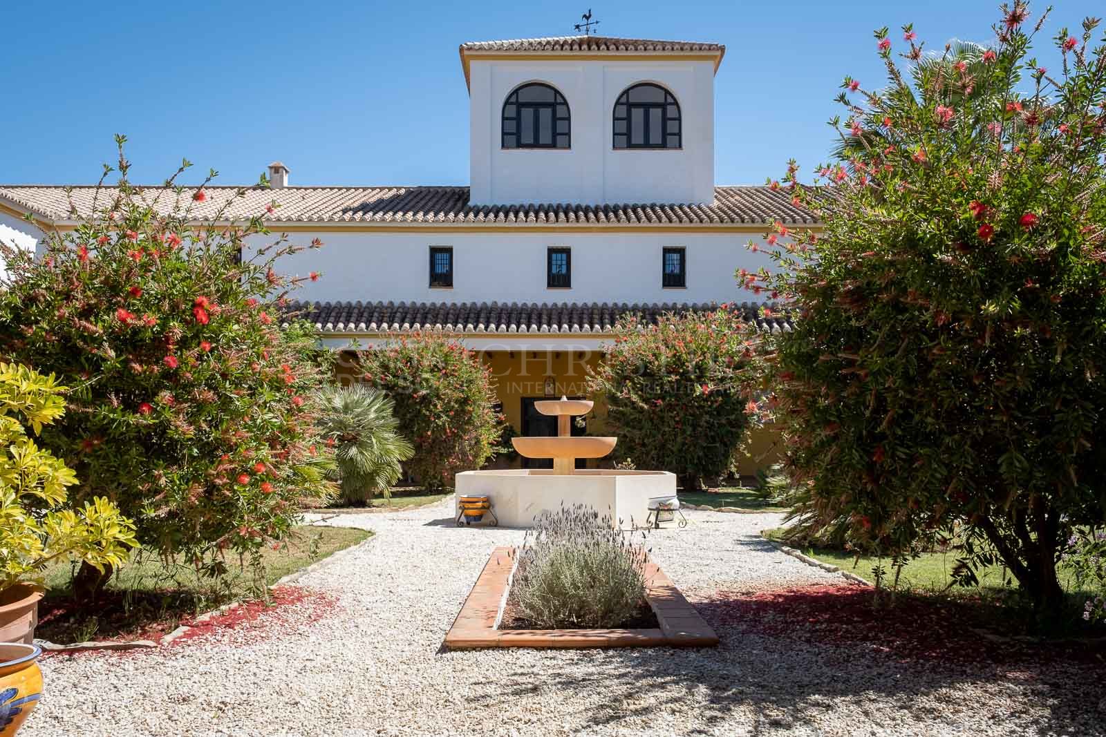 Cortijo Puerto el Peral