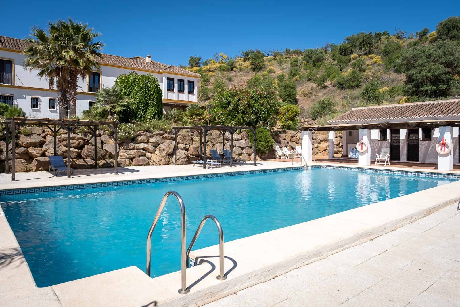 Cortijo Puerto el Peral